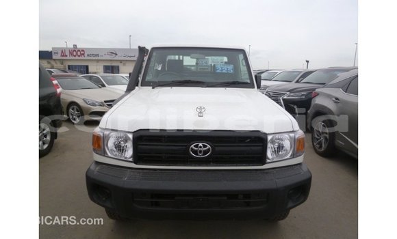 Buy Import Toyota Land Cruiser White Car in Import - Dubai in Bomi County Buy Import Toyota Land Cruiser White Car in Import - Dubai in Bomi County