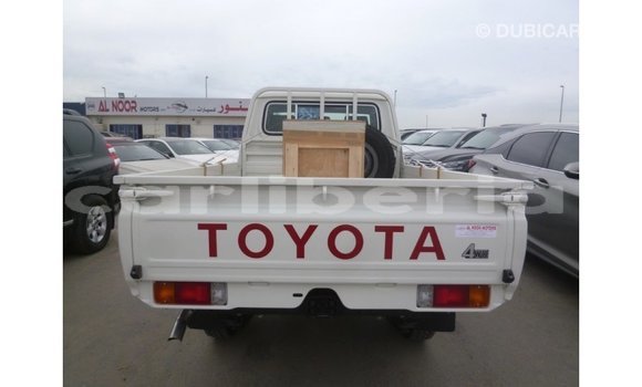 Buy Import Toyota Land Cruiser White Car in Import - Dubai in Bomi County Buy Import Toyota Land Cruiser White Car in Import - Dubai in Bomi County