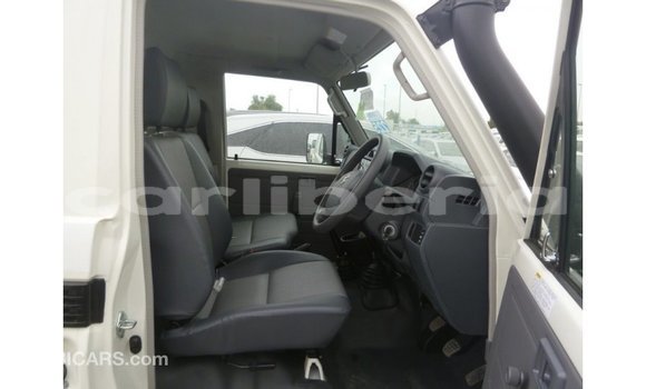 Buy Import Toyota Land Cruiser White Car in Import - Dubai in Bomi County Buy Import Toyota Land Cruiser White Car in Import - Dubai in Bomi County