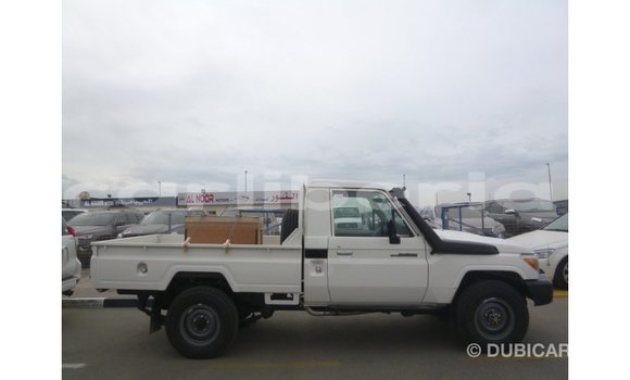 Buy Import Toyota Land Cruiser White Car in Import - Dubai in Bomi County Buy Import Toyota Land Cruiser White Car in Import - Dubai in Bomi County