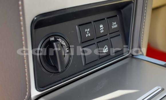 Acheter Neuf Voiture Toyota Prado Blanc à Barclayville, Grand Kru County Acheter Neuf Voiture Toyota Prado Blanc à Barclayville, Grand Kru County