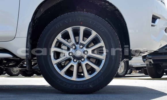 Acheter Neuf Voiture Toyota Prado Blanc à Barclayville, Grand Kru County Acheter Neuf Voiture Toyota Prado Blanc à Barclayville, Grand Kru County