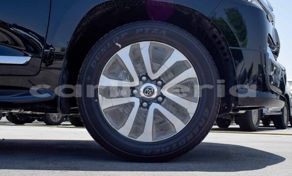 Acheter Neuf Voiture Toyota Land Cruiser Noir à Barclayville, Grand Kru County Acheter Neuf Voiture Toyota Land Cruiser Noir à Barclayville, Grand Kru County