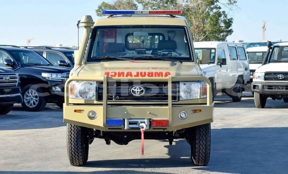 Acheter Neuf Voiture Toyota Land Cruiser Beige à Barclayville, Grand Kru County Acheter Neuf Voiture Toyota Land Cruiser Beige à Barclayville, Grand Kru County