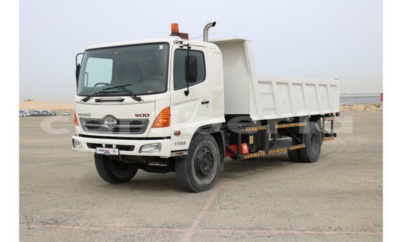 Buy Import Hino 300 Series White Truck in Import - Dubai in Bomi County