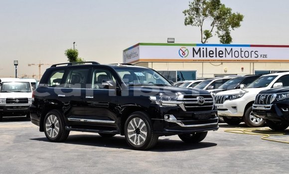 Acheter Neuf Voiture Toyota Land Cruiser Noir à Barclayville, Grand Kru County Acheter Neuf Voiture Toyota Land Cruiser Noir à Barclayville, Grand Kru County