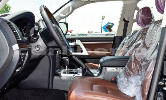 Acheter Neuf Voiture Toyota Land Cruiser Noir à Barclayville, Grand Kru County Acheter Neuf Voiture Toyota Land Cruiser Noir à Barclayville, Grand Kru County