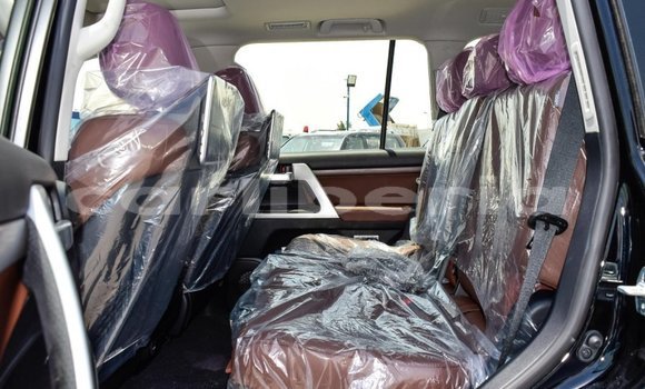 Acheter Neuf Voiture Toyota Land Cruiser Noir à Barclayville, Grand Kru County Acheter Neuf Voiture Toyota Land Cruiser Noir à Barclayville, Grand Kru County