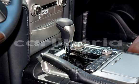 Acheter Neuf Voiture Toyota Land Cruiser Noir à Barclayville, Grand Kru County Acheter Neuf Voiture Toyota Land Cruiser Noir à Barclayville, Grand Kru County